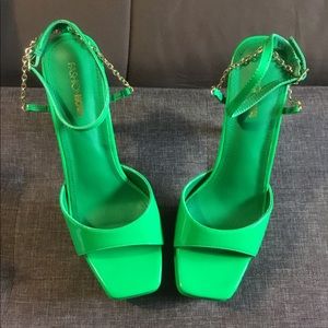Fashion Nova Backstage Pass Platform Heels - Green